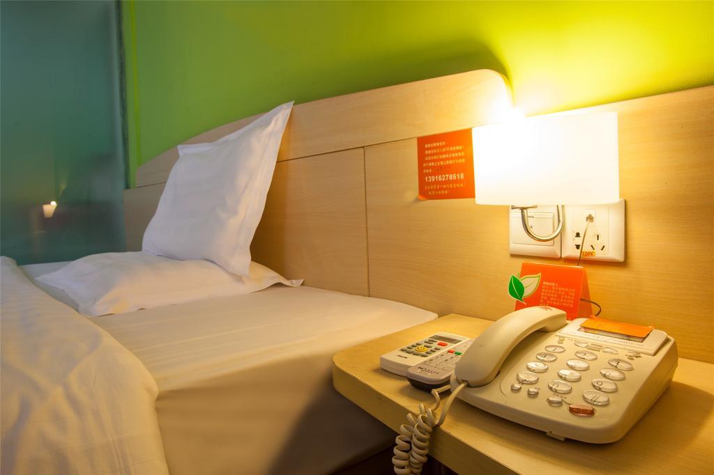 7Days Inn Guiyang Posts And Telecommunications Building Exteriör bild