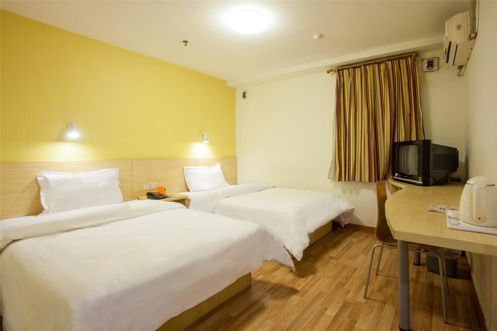 7Days Inn Guiyang Posts And Telecommunications Building Exteriör bild