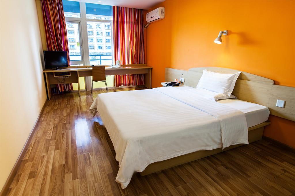 7Days Inn Guiyang Posts And Telecommunications Building Exteriör bild